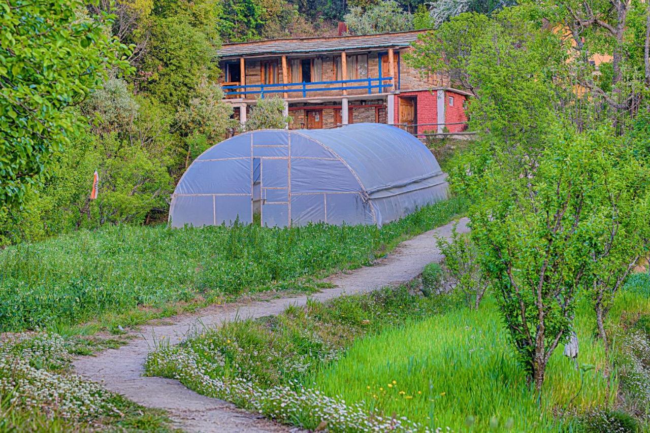 Saffronstays El Sueno, Mukteshwar -Villa Serving Pahadi Meals Exteriör bild