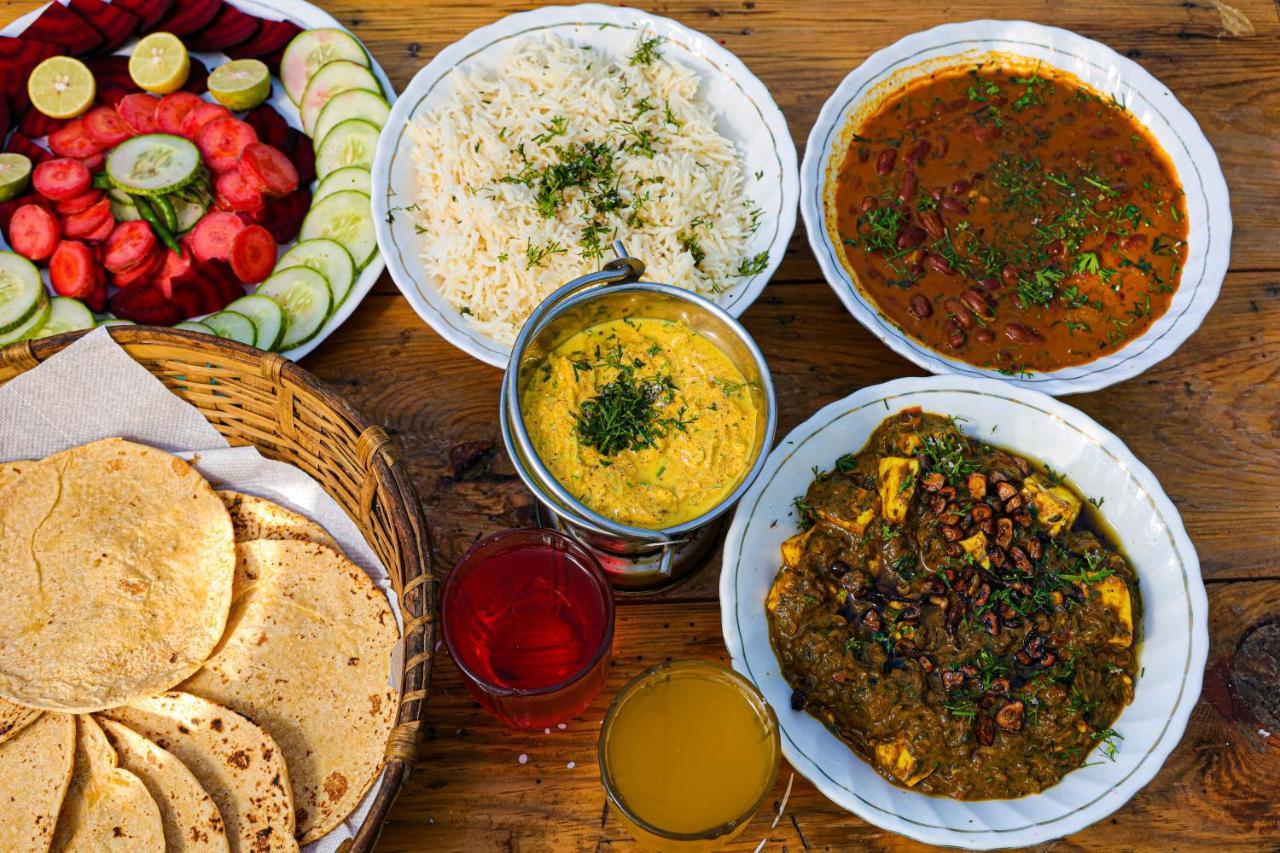 Saffronstays El Sueno, Mukteshwar -Villa Serving Pahadi Meals Exteriör bild